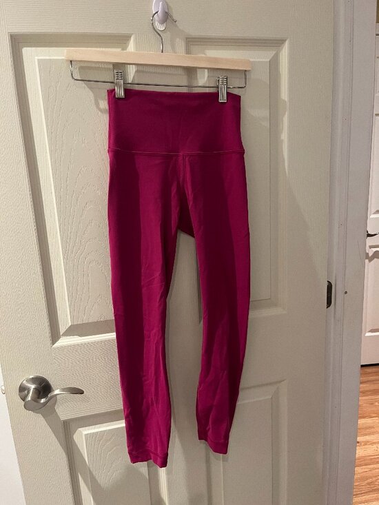 Wunder under lululemon leggings fushia size 4 - Picture 1 of 2